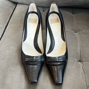 🇪🇸🐠 Arturo Chiang Black Leather Bow Pumps Size 5 | Classic Square Toe Heels